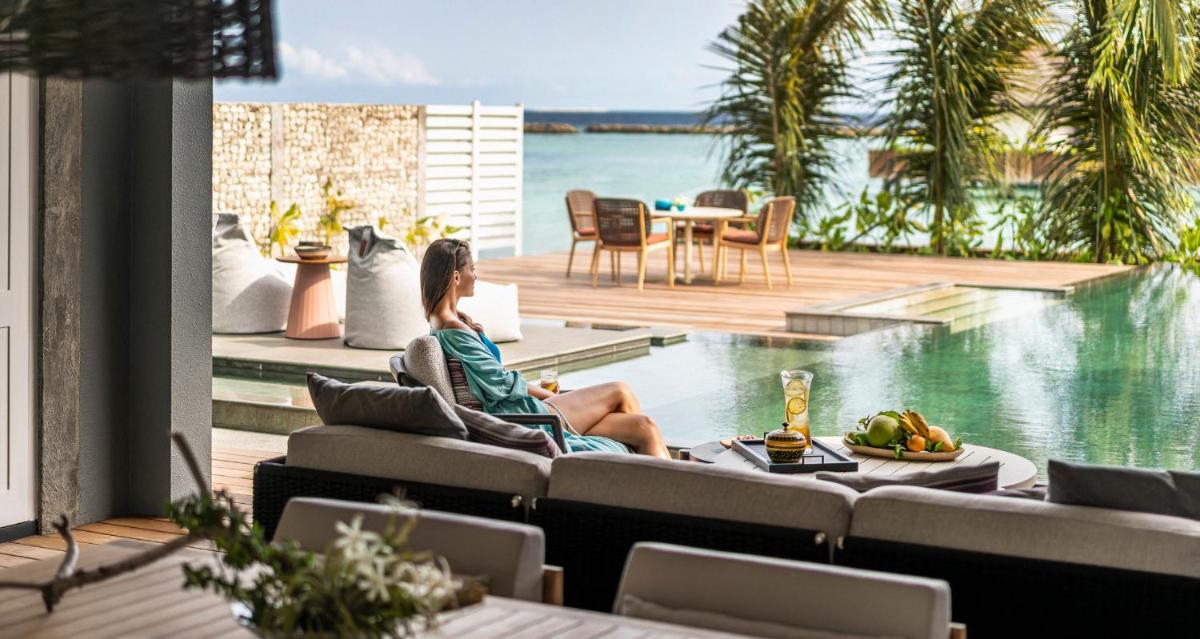 Four Seasons Resort Maldives at Landaa Giraavaru