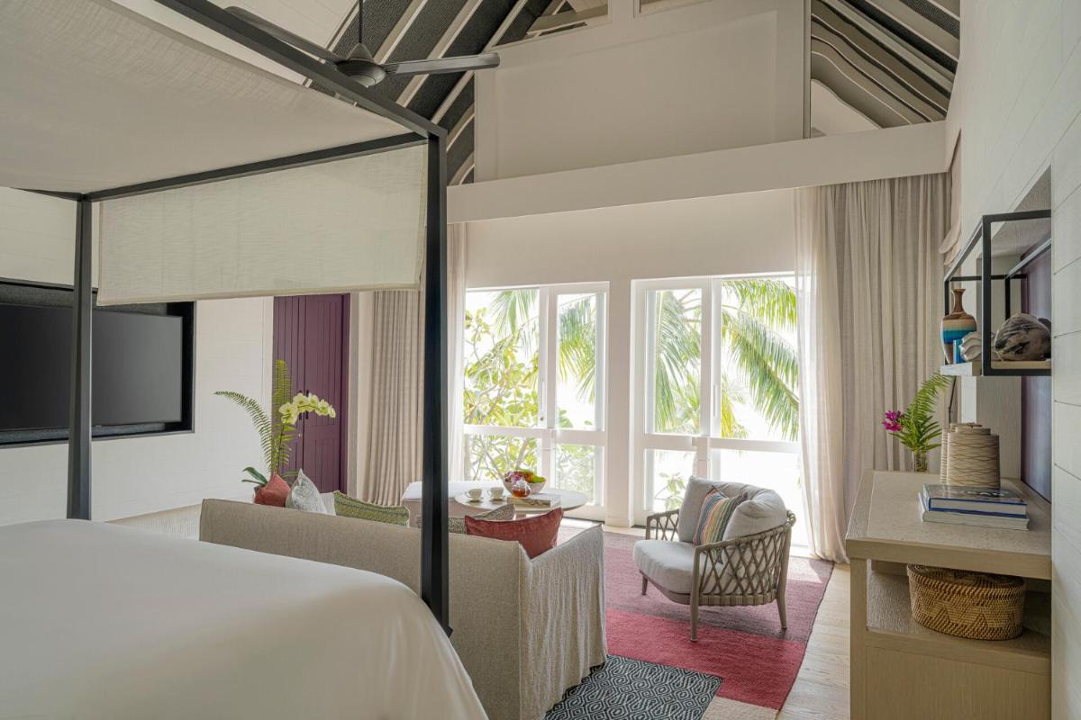 Four Seasons Resort Maldives at Landaa Giraavaru