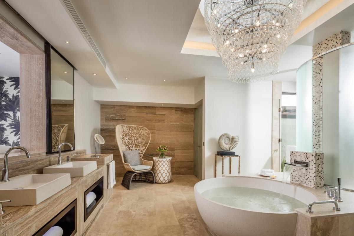 Four Seasons Resort Mauritius at Anahita