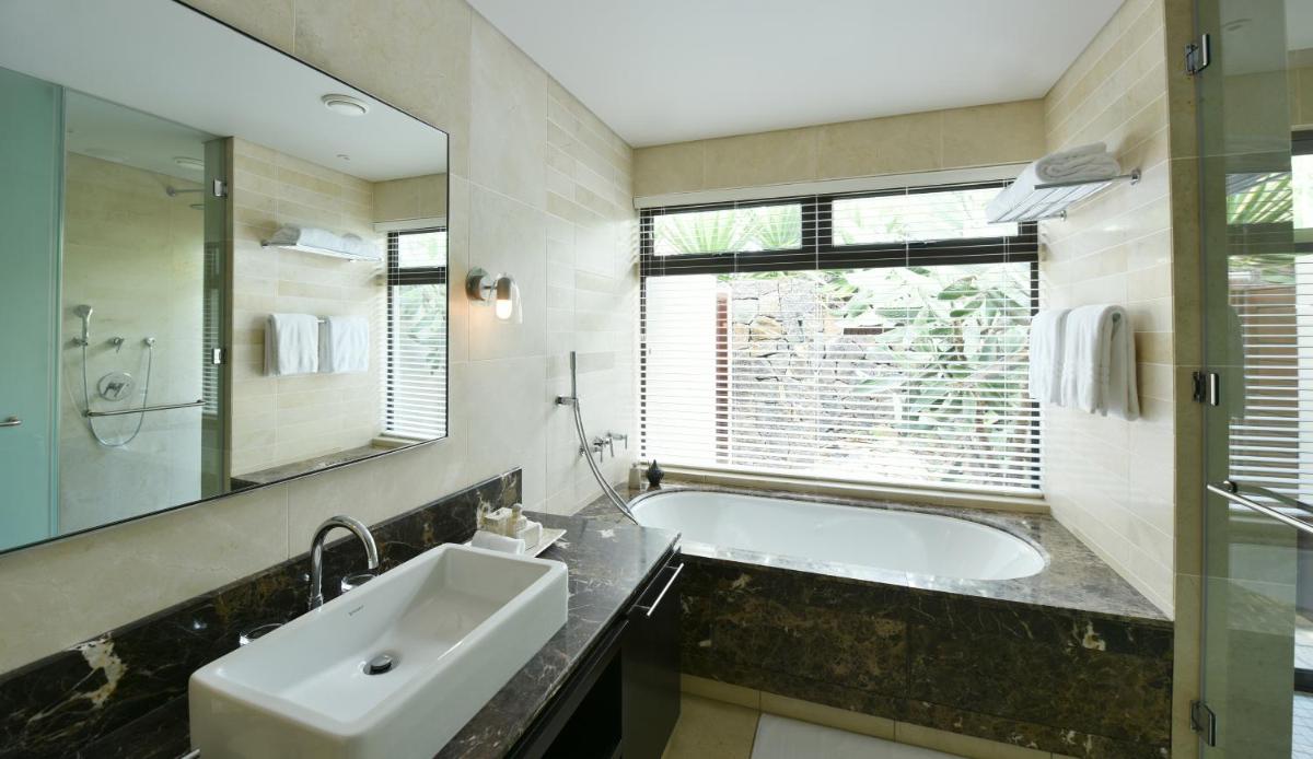 Four Seasons Resort Mauritius at Anahita