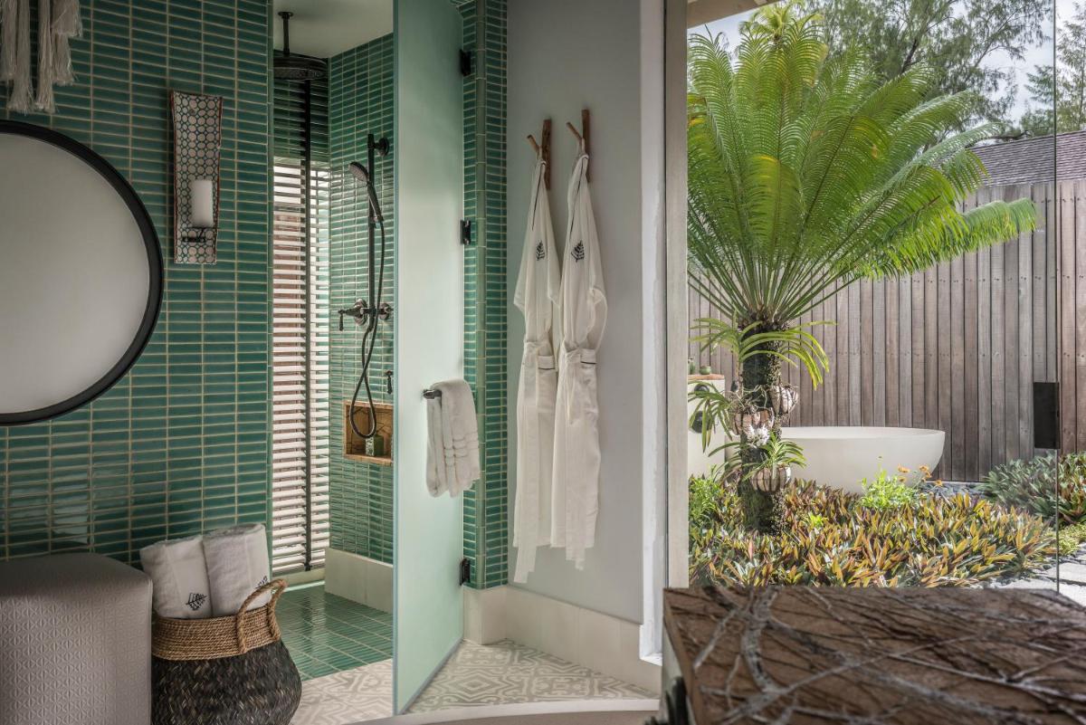 Four Seasons Resort Seychelles at Desroches Island