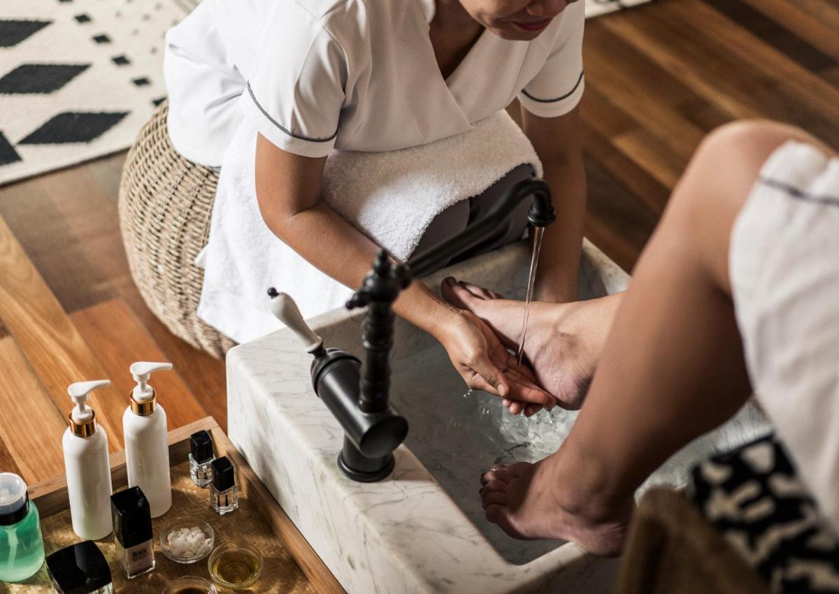 Four Seasons Resort Seychelles at Desroches Island