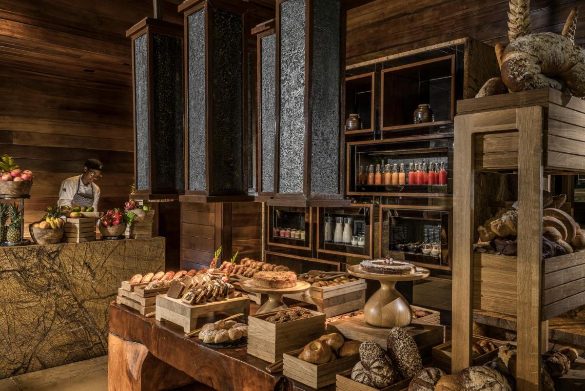 Four Seasons Resort Seychelles