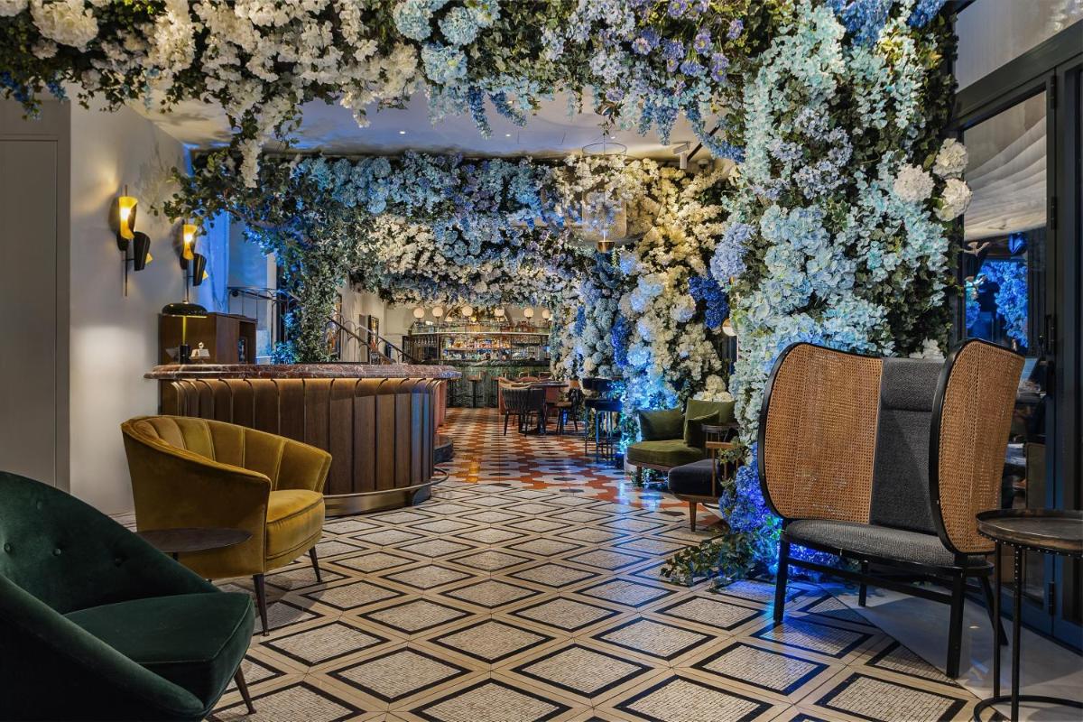 Gatsby Athens