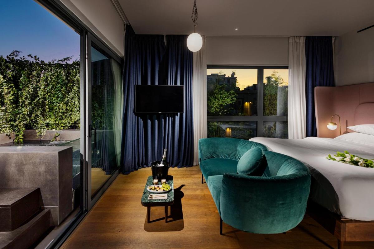 Gatsby Athens