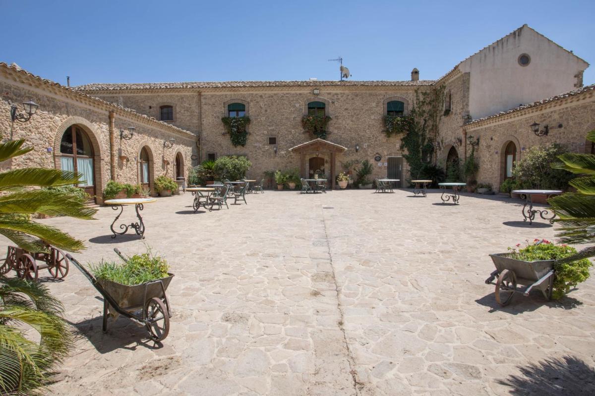 Tenute Gigliotto - B&B - Resort Wine - Agriturismo