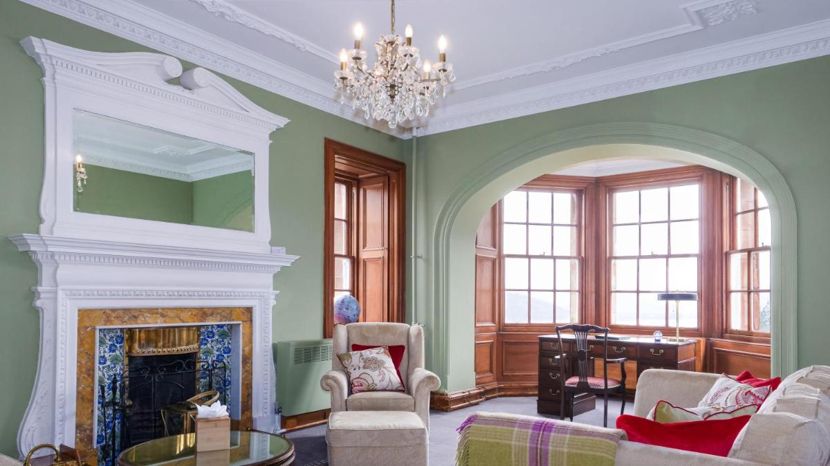 Glencoe House