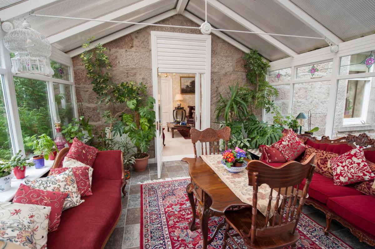 Glendavan House
