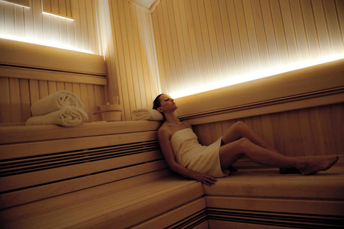 Golden Tower Hotel & Spa