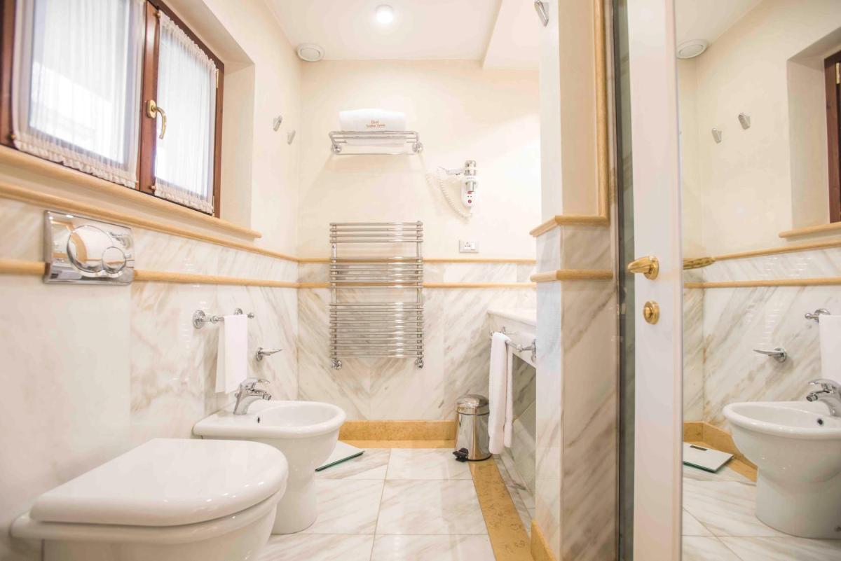 Golden Tower Hotel & Spa