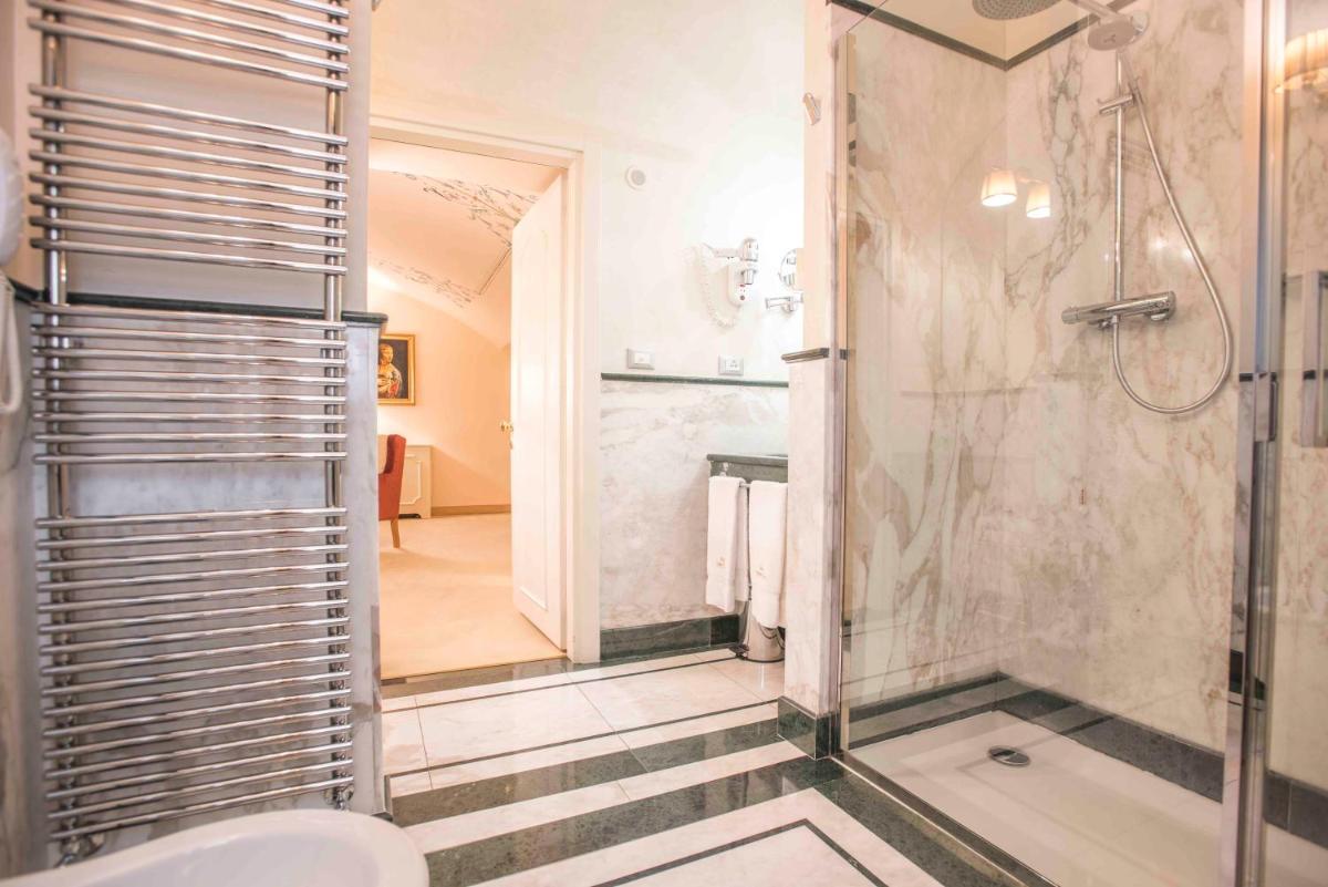 Golden Tower Hotel & Spa