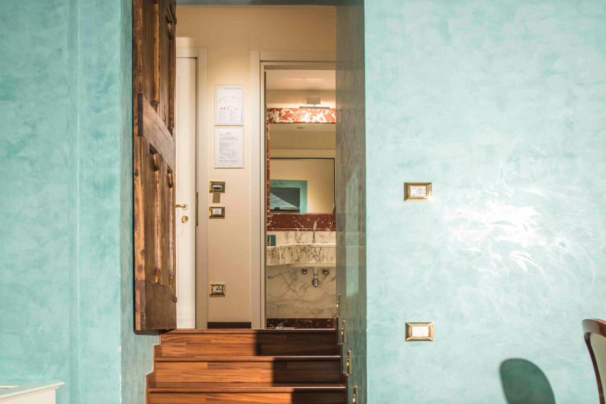 Golden Tower Hotel & Spa