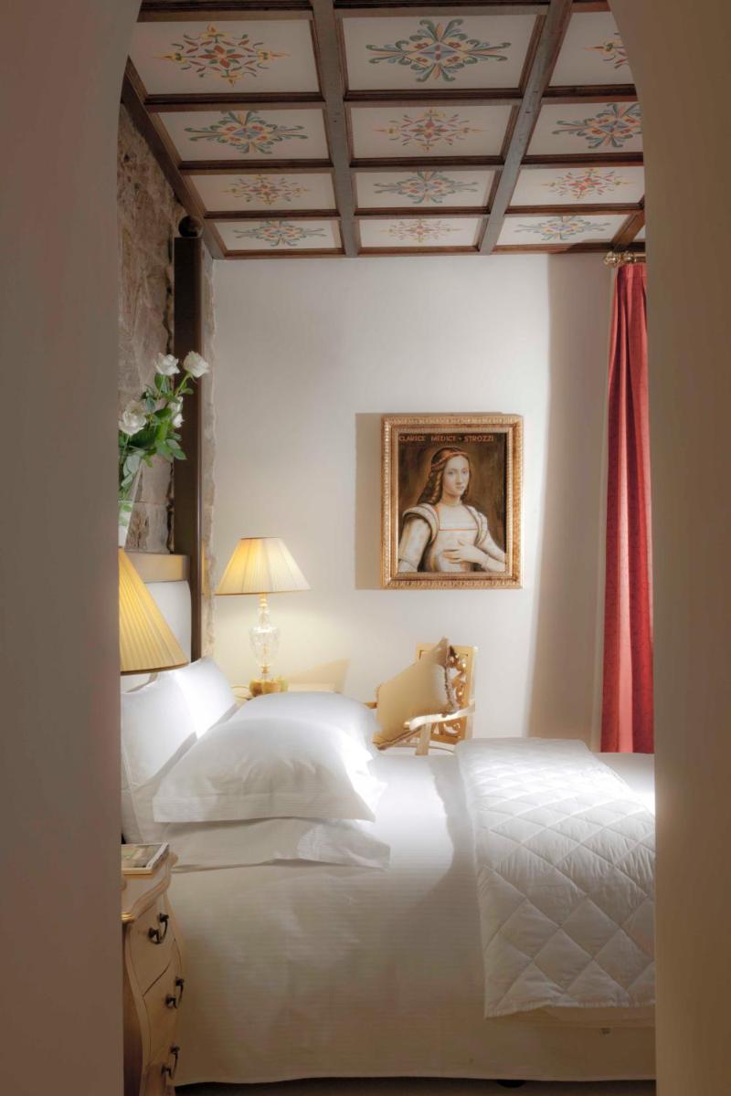 Golden Tower Hotel & Spa