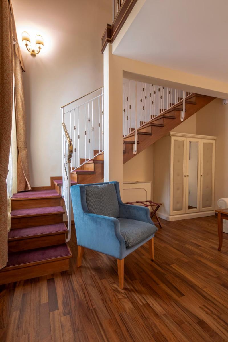 Golden Tower Hotel & Spa