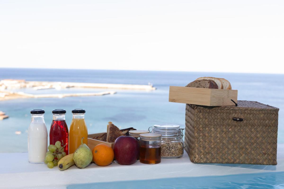 Golden Vista, Beachfront Suites by Explore Andros