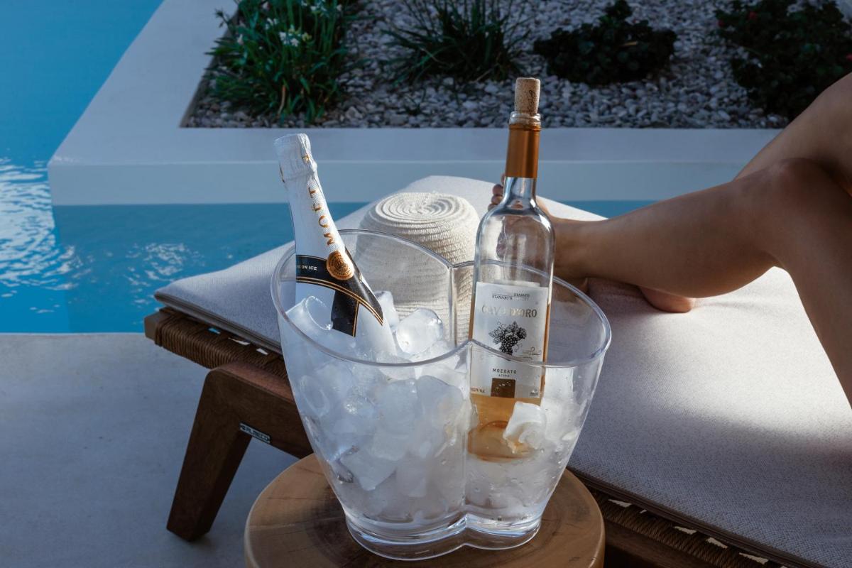 Golden Vista, Beachfront Suites by Explore Andros