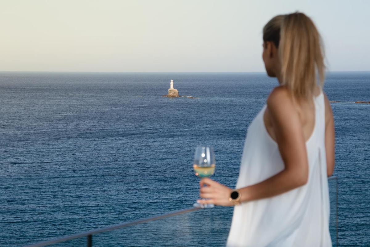 Golden Vista, Beachfront Suites by Explore Andros