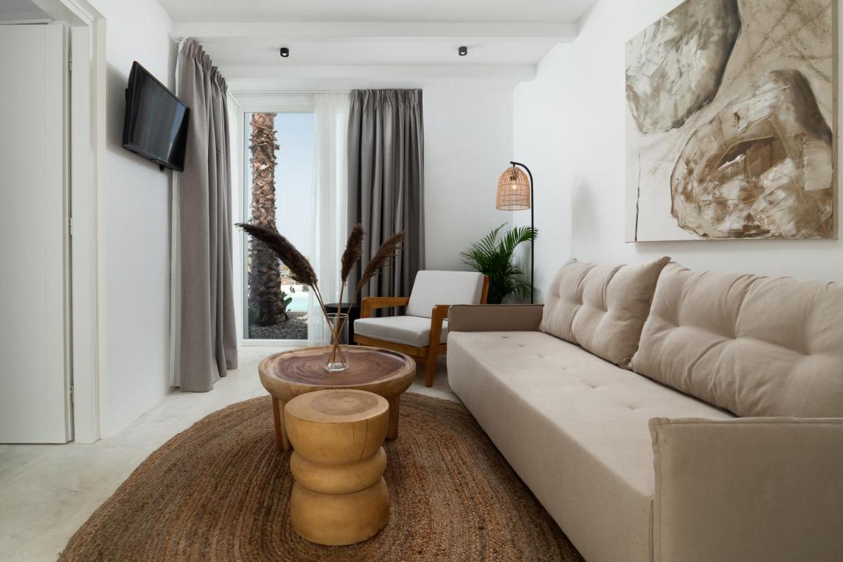 Golden Vista, Beachfront Suites by Explore Andros