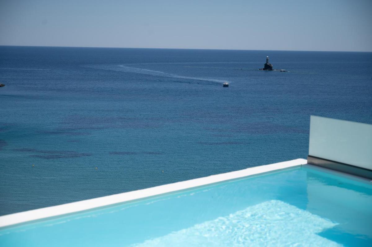 Golden Vista, Beachfront Suites by Explore Andros