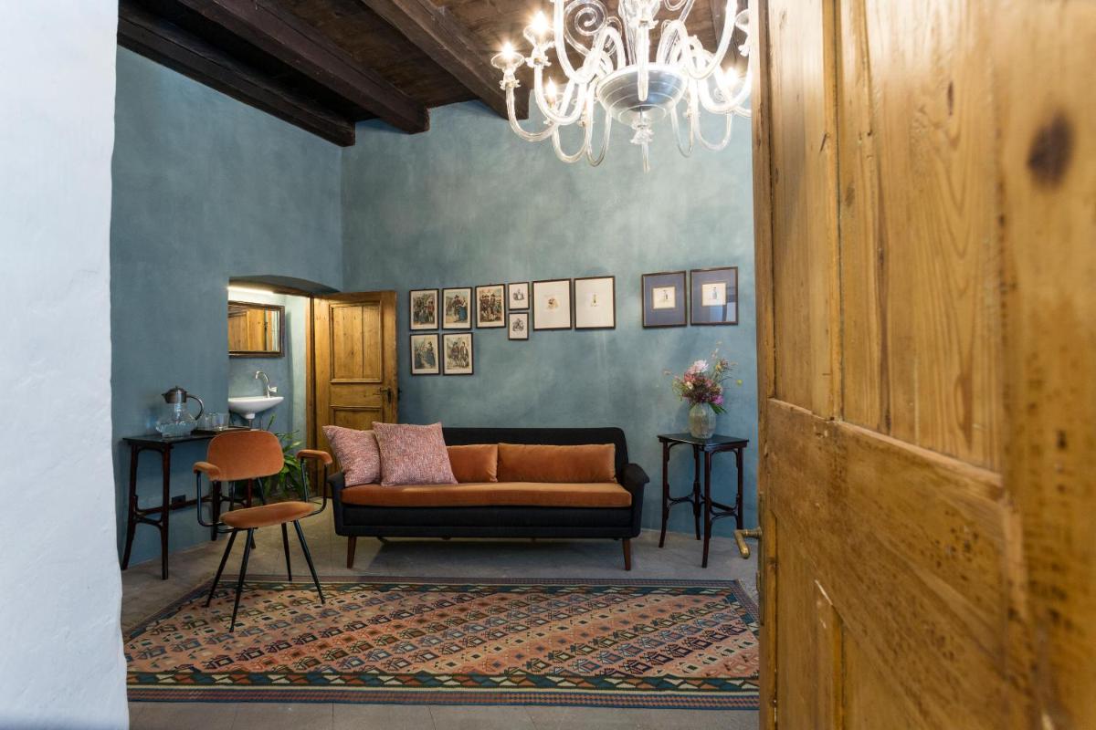 Goldenstern Townhouse