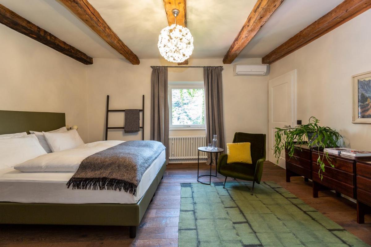 Goldenstern Townhouse