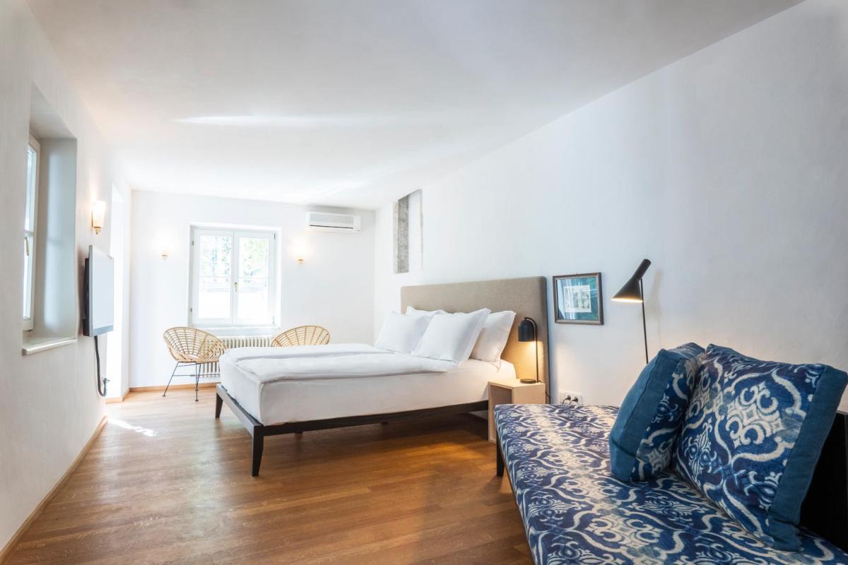 Goldenstern Townhouse