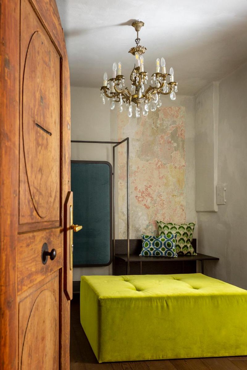 Goldenstern Townhouse