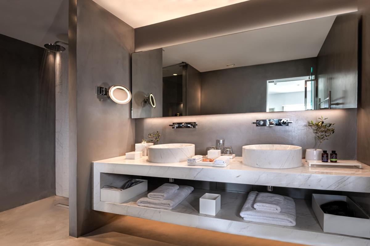 Grace Hotel, Auberge Collection