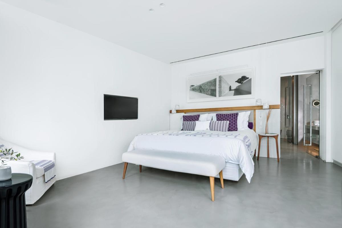 Grace Hotel, Auberge Collection