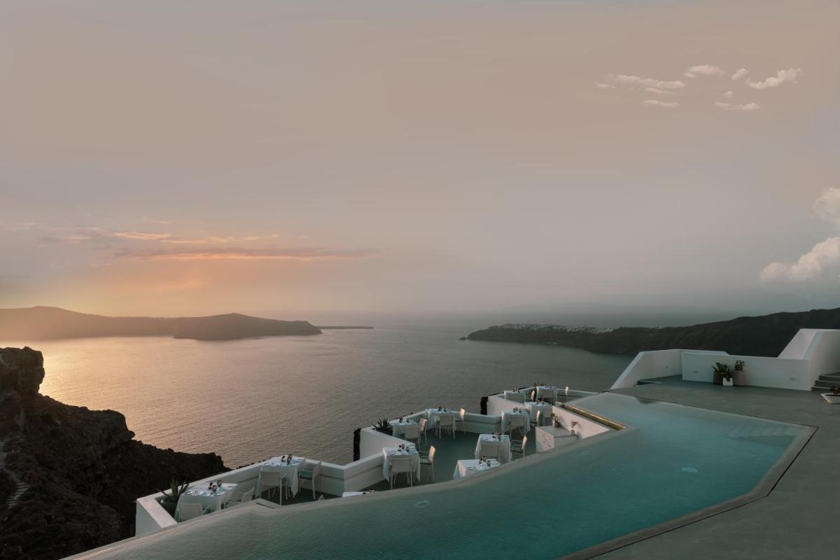 Grace Hotel, Auberge Collection