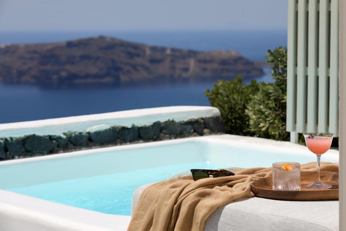 Grace Hotel, Auberge Collection