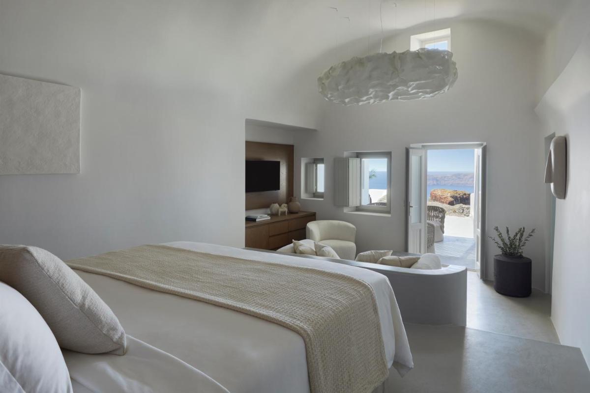 Grace Hotel, Auberge Collection