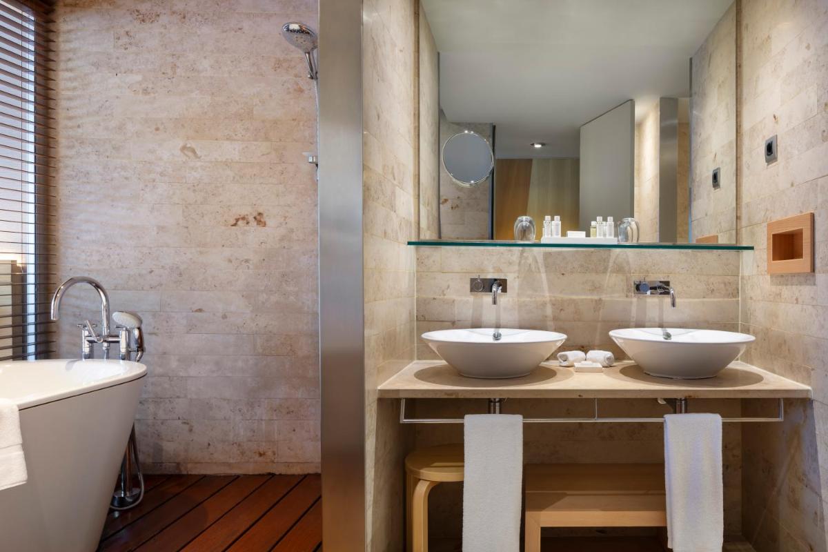 The Artist Grand Hotel of Art