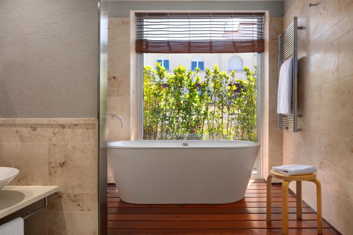 The Artist Grand Hotel of Art