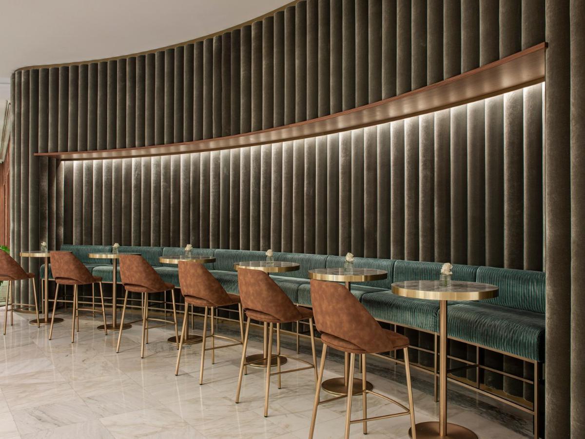 Hotel Colón Gran Meliá - The Leading Hotels of the World