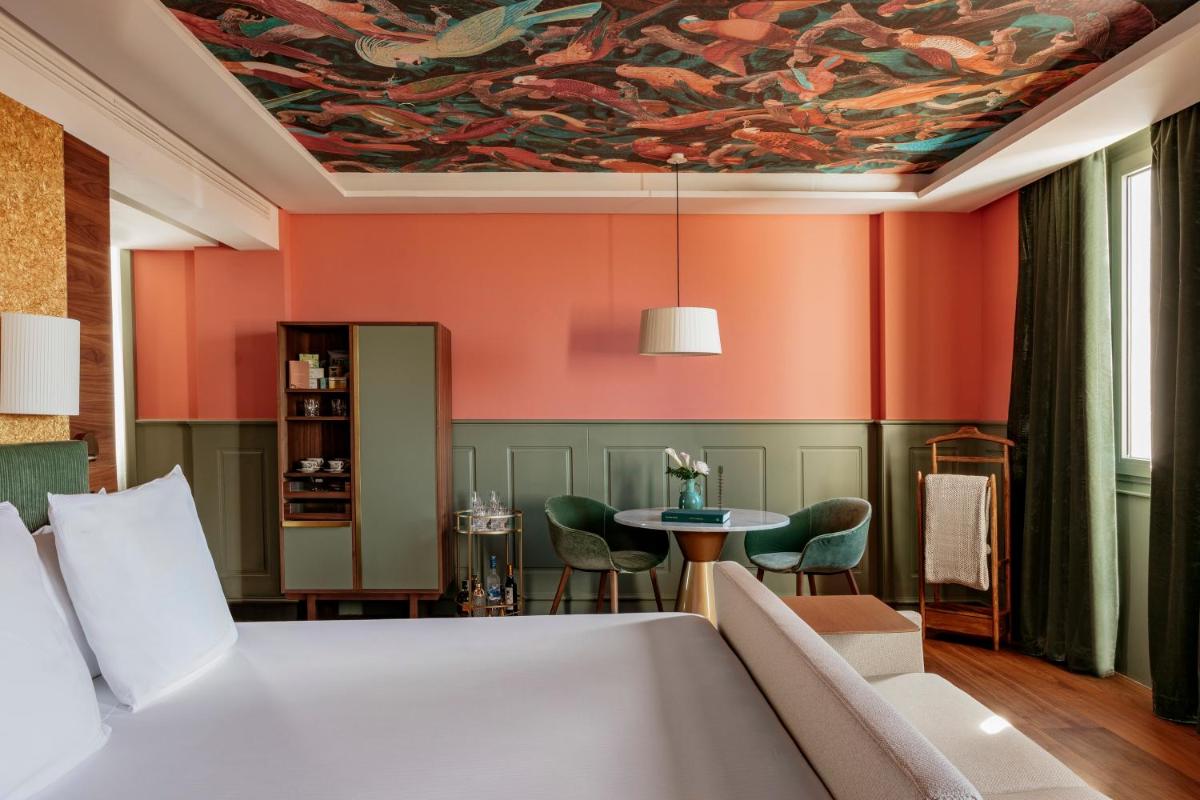 Hotel Colón Gran Meliá - The Leading Hotels of the World