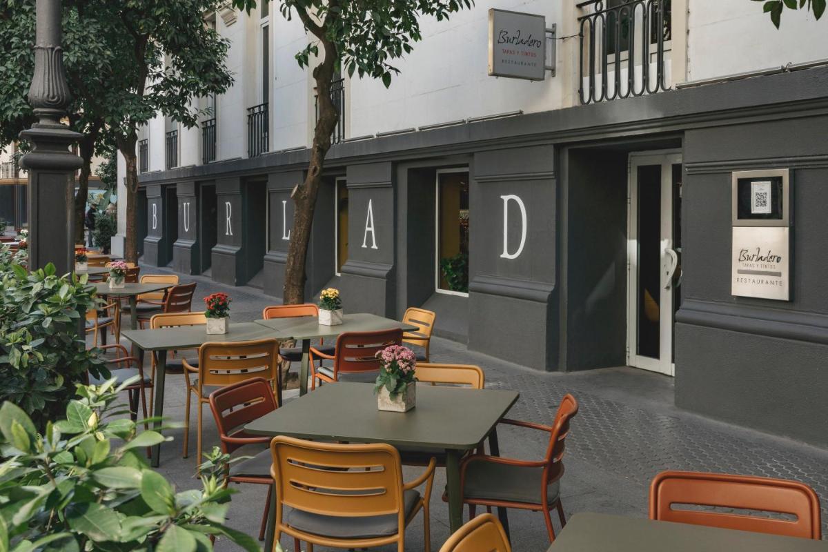 Hotel Colón Gran Meliá - The Leading Hotels of the World