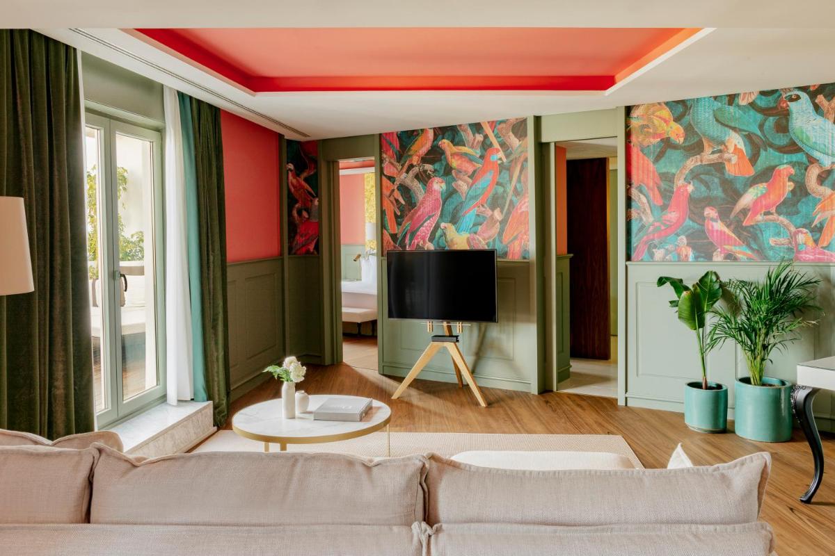 Hotel Colón Gran Meliá - The Leading Hotels of the World