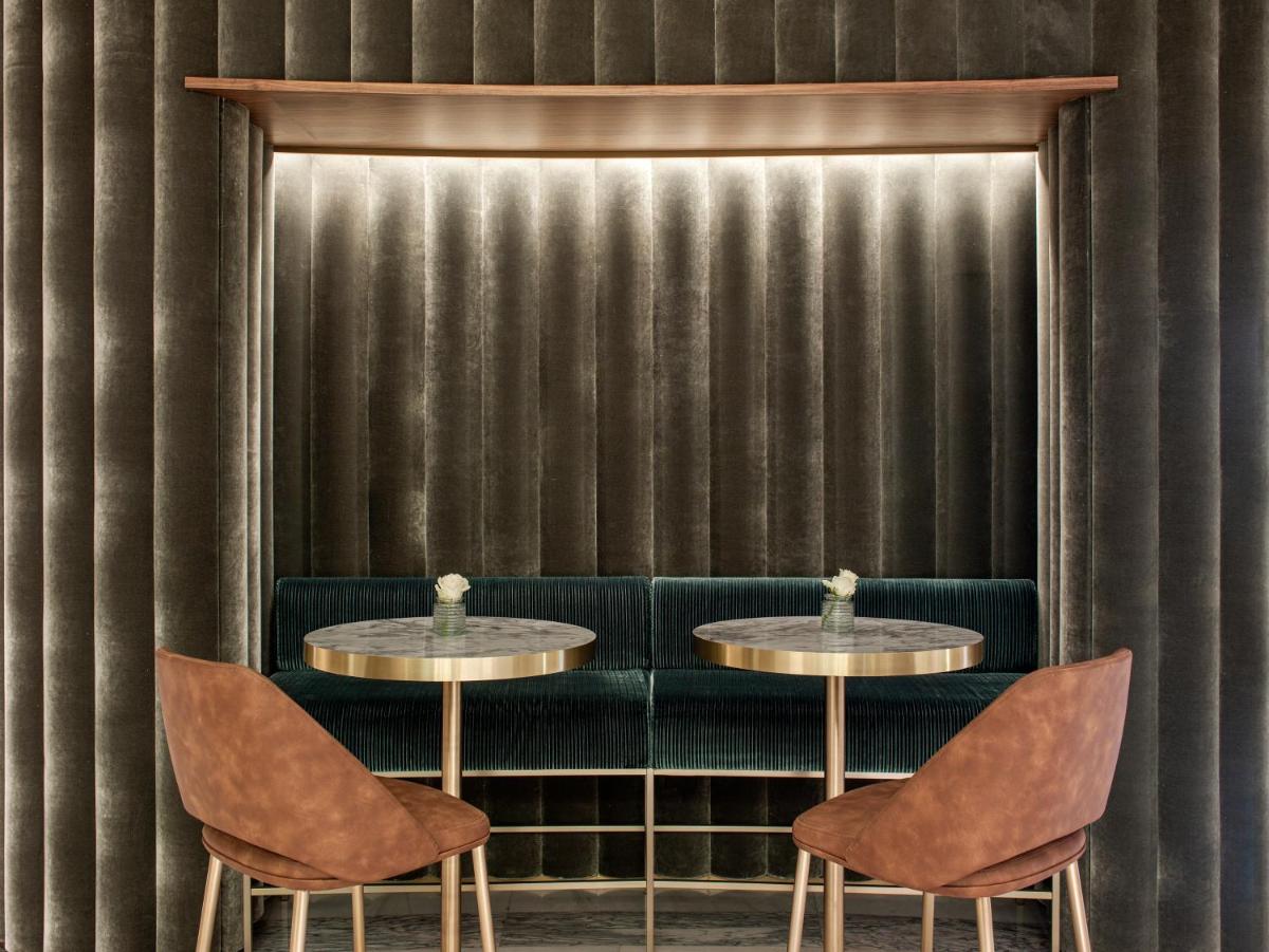 Hotel Colón Gran Meliá - The Leading Hotels of the World