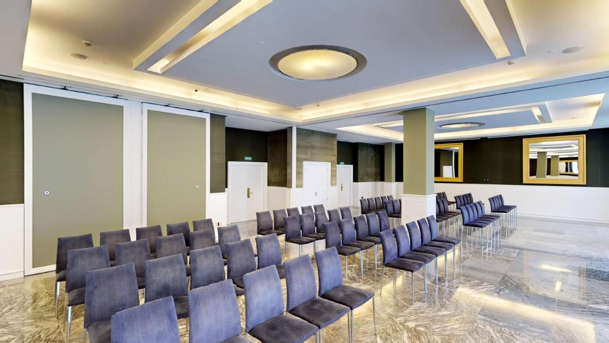 Hotel Colón Gran Meliá - The Leading Hotels of the World