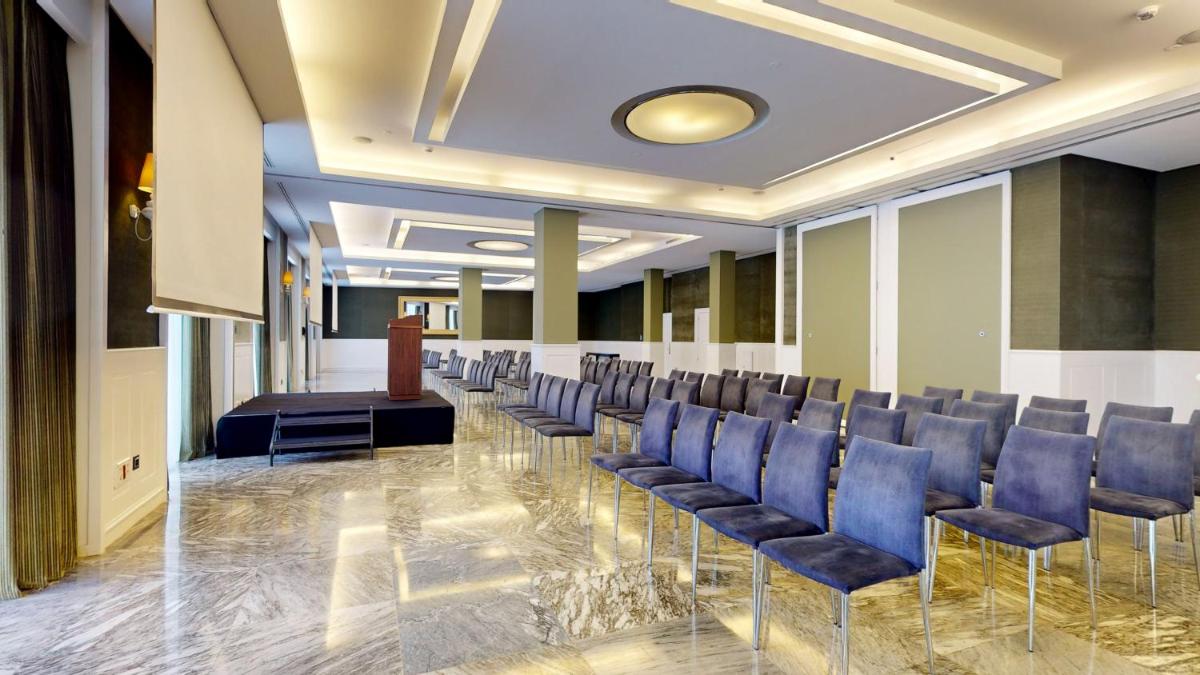 Hotel Colón Gran Meliá - The Leading Hotels of the World