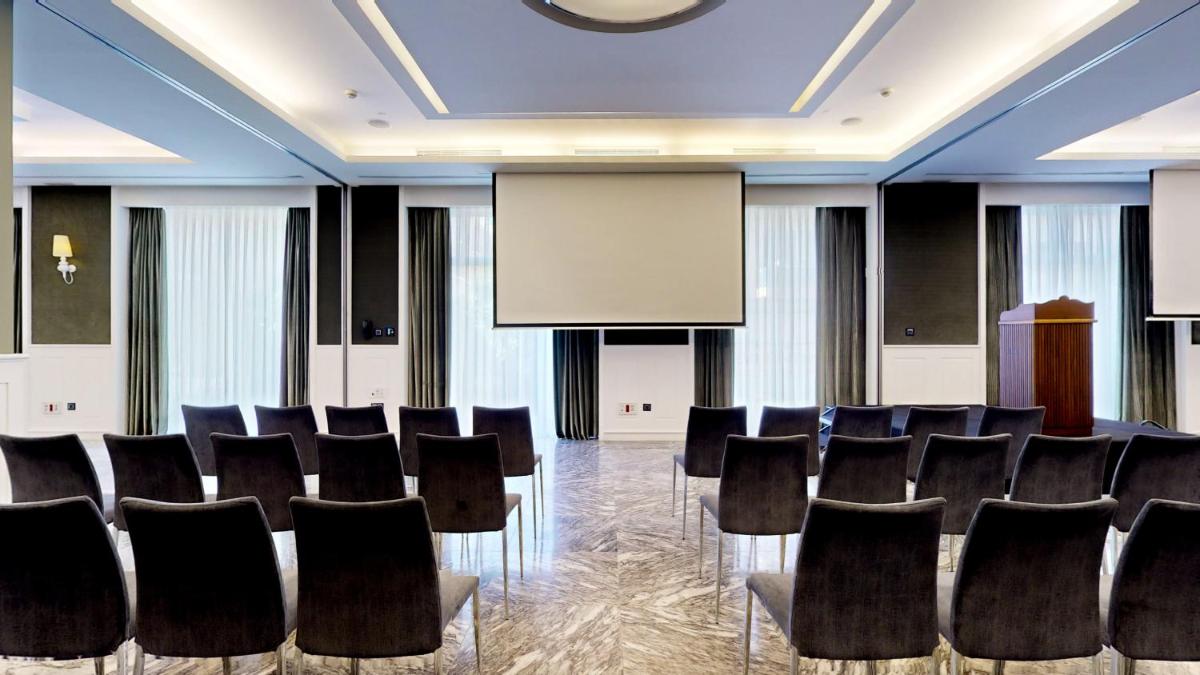 Hotel Colón Gran Meliá - The Leading Hotels of the World