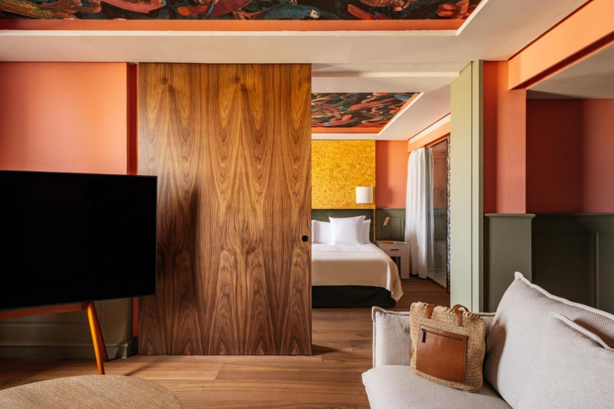 Hotel Colón Gran Meliá - The Leading Hotels of the World