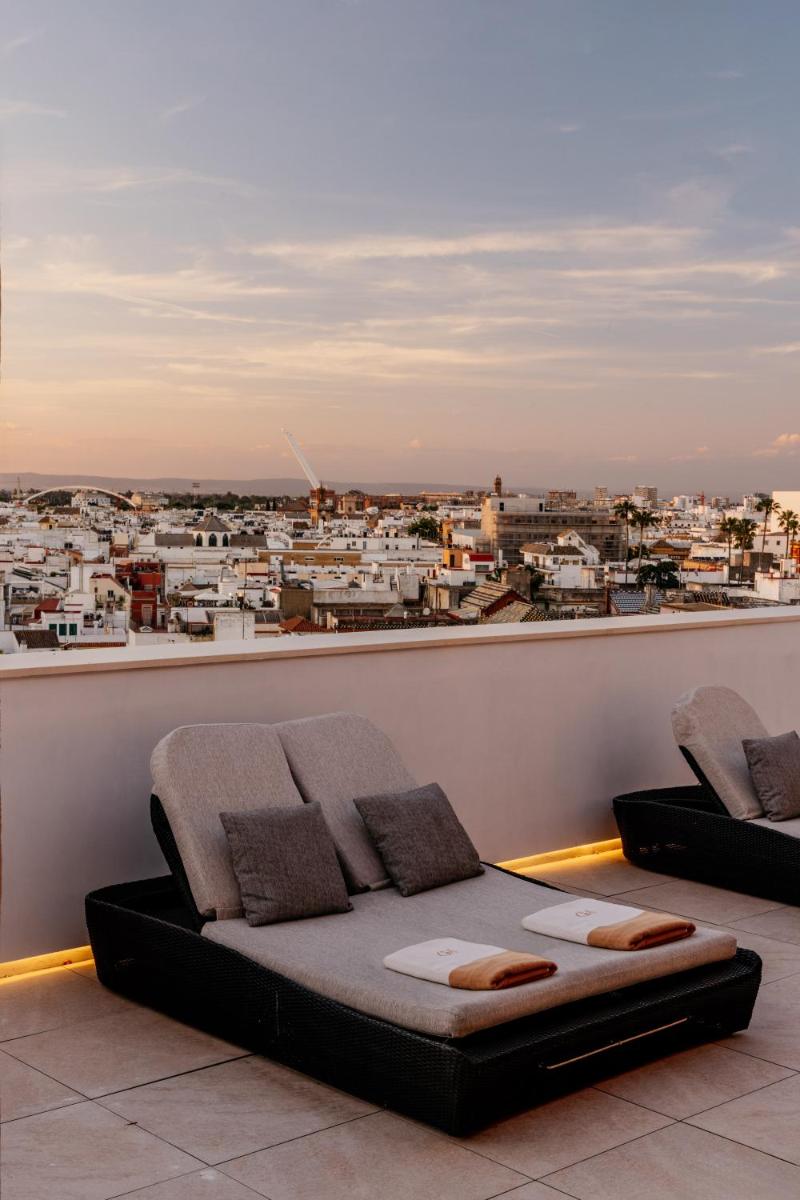 Hotel Colón Gran Meliá - The Leading Hotels of the World