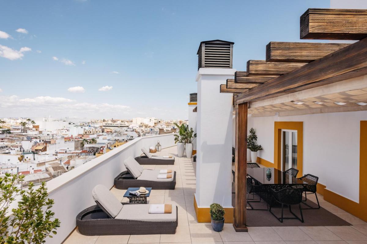 Hotel Colón Gran Meliá - The Leading Hotels of the World