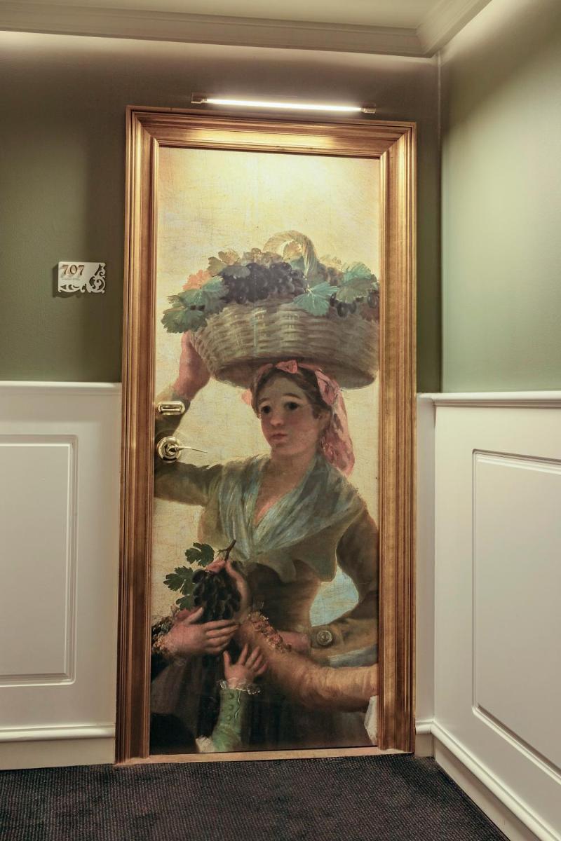 Hotel Colón Gran Meliá - The Leading Hotels of the World