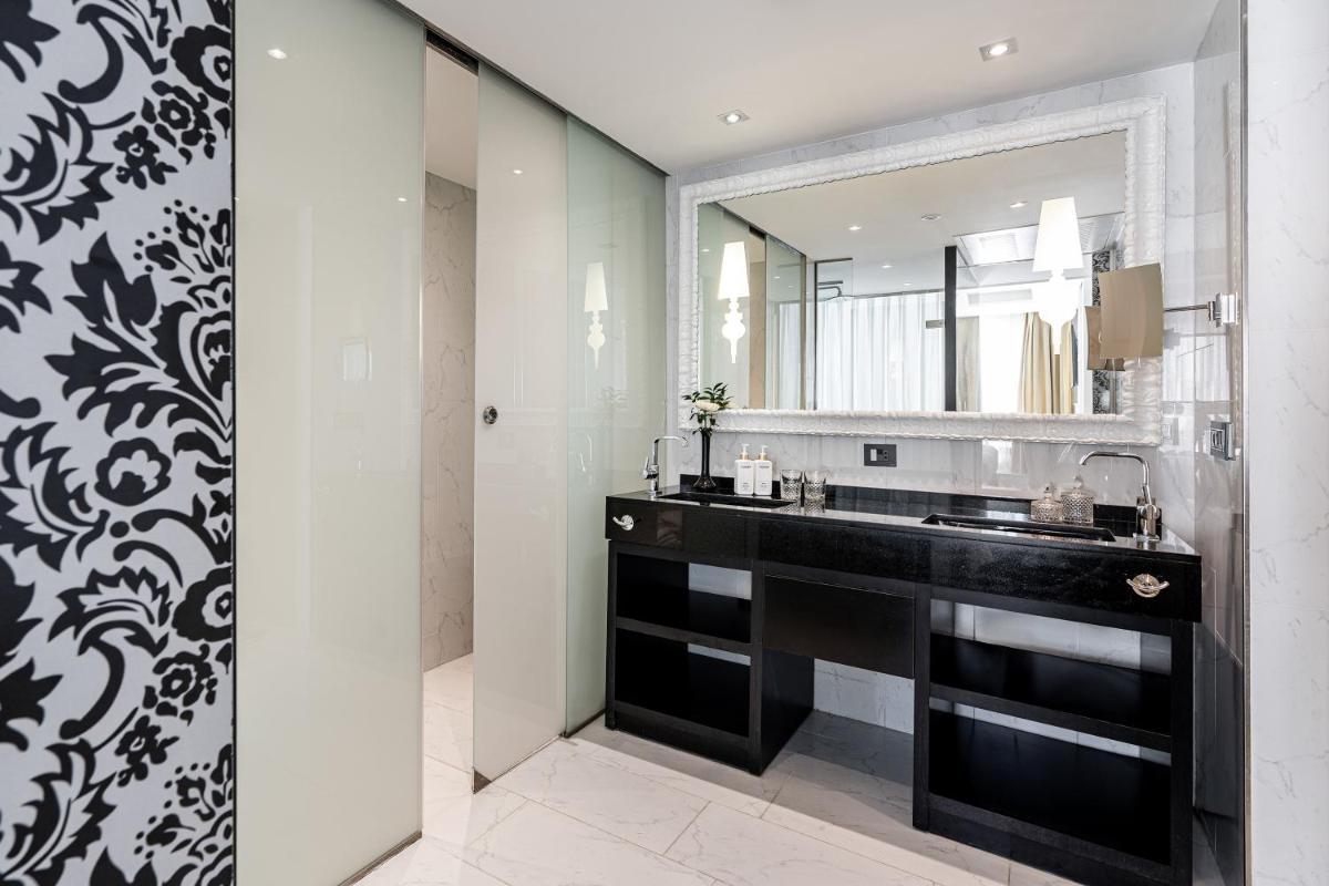 Hotel Colón Gran Meliá - The Leading Hotels of the World