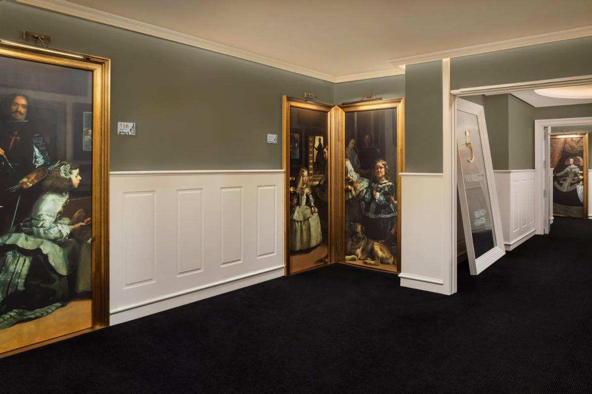 Hotel Colón Gran Meliá - The Leading Hotels of the World