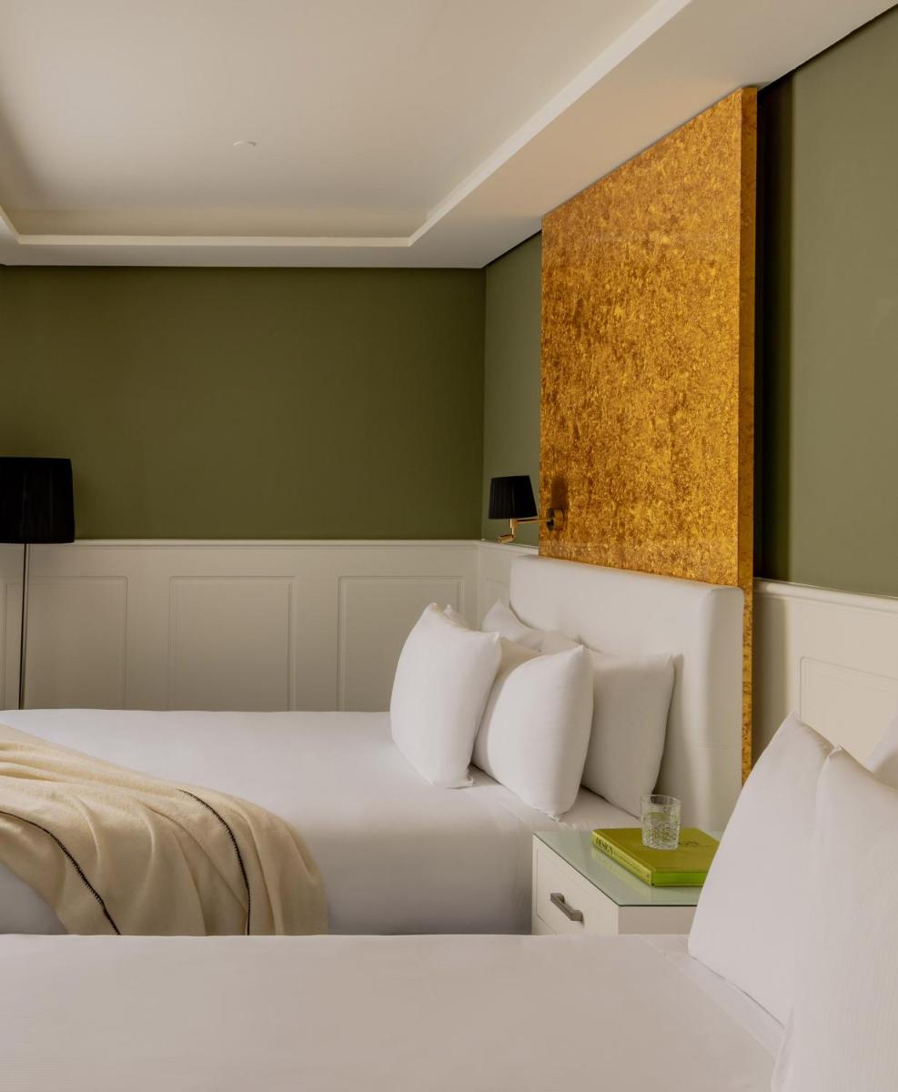 Hotel Colón Gran Meliá - The Leading Hotels of the World