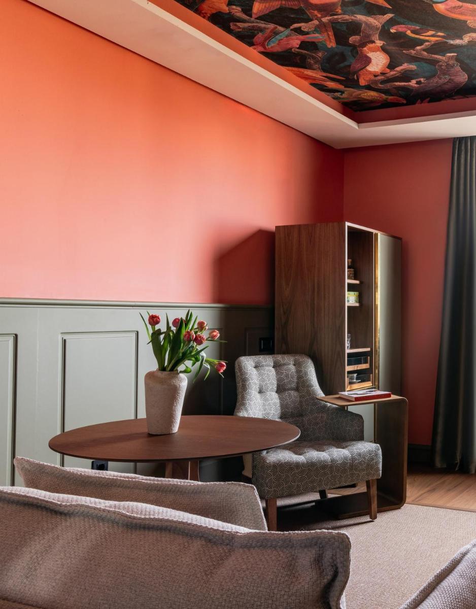 Hotel Colón Gran Meliá - The Leading Hotels of the World